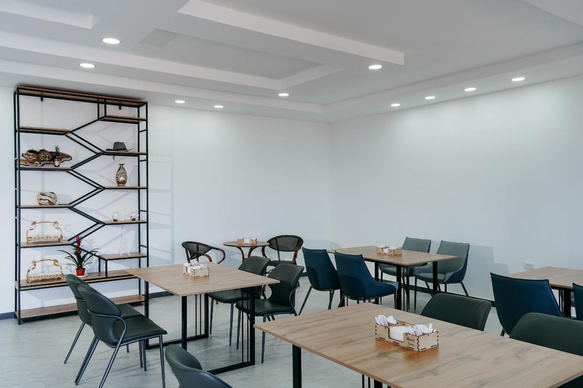 Hotel Utes Kaji-Say Εξωτερικό φωτογραφία